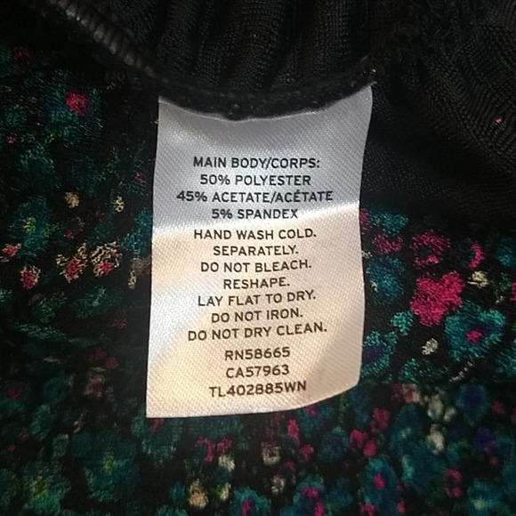 Leith Floral V Neck Ruched Body-con Mini Dress 2x - Picture 12 of 13